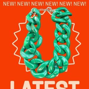 Vintage Bold Green Chain Necklace